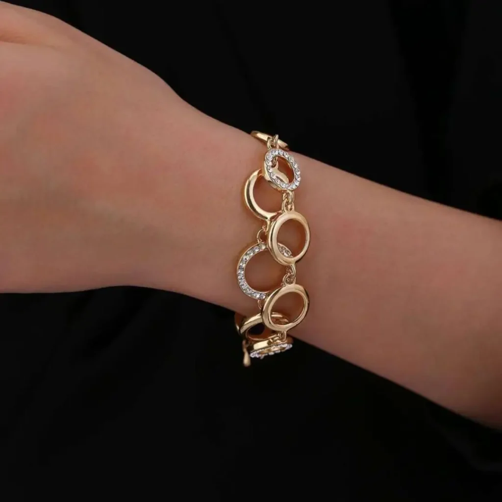 دستبند طلا زنانه طرح حلقه ای