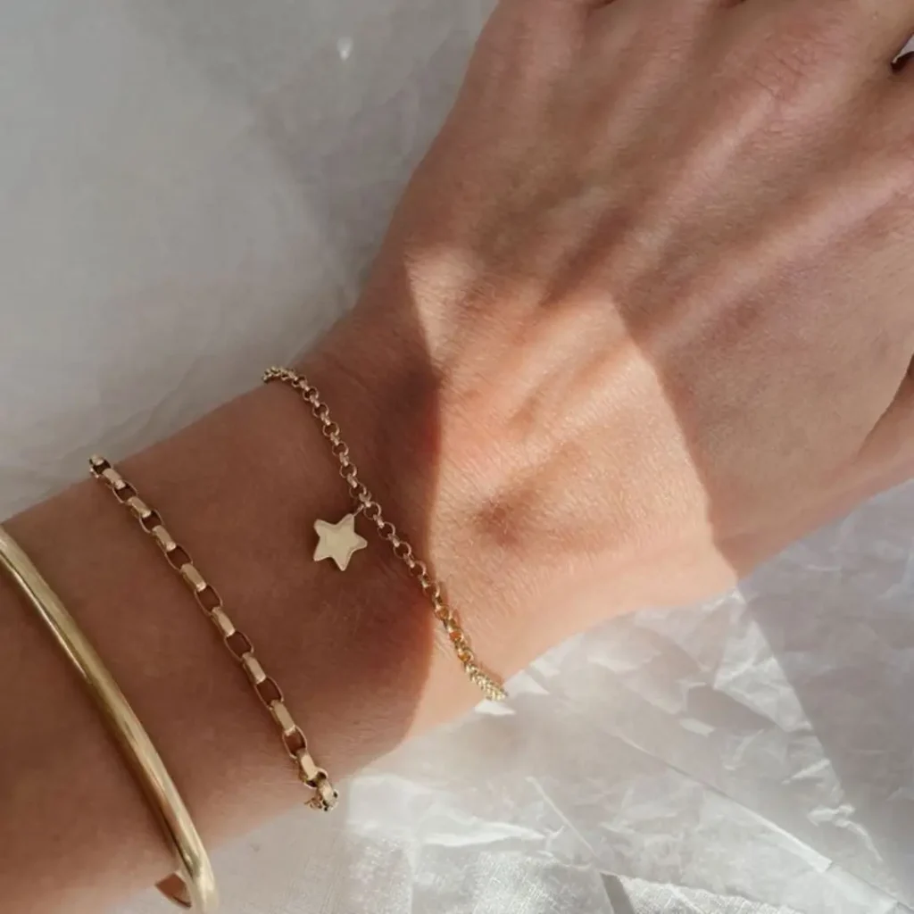دستبند طلا دخترانه طرح ستاره