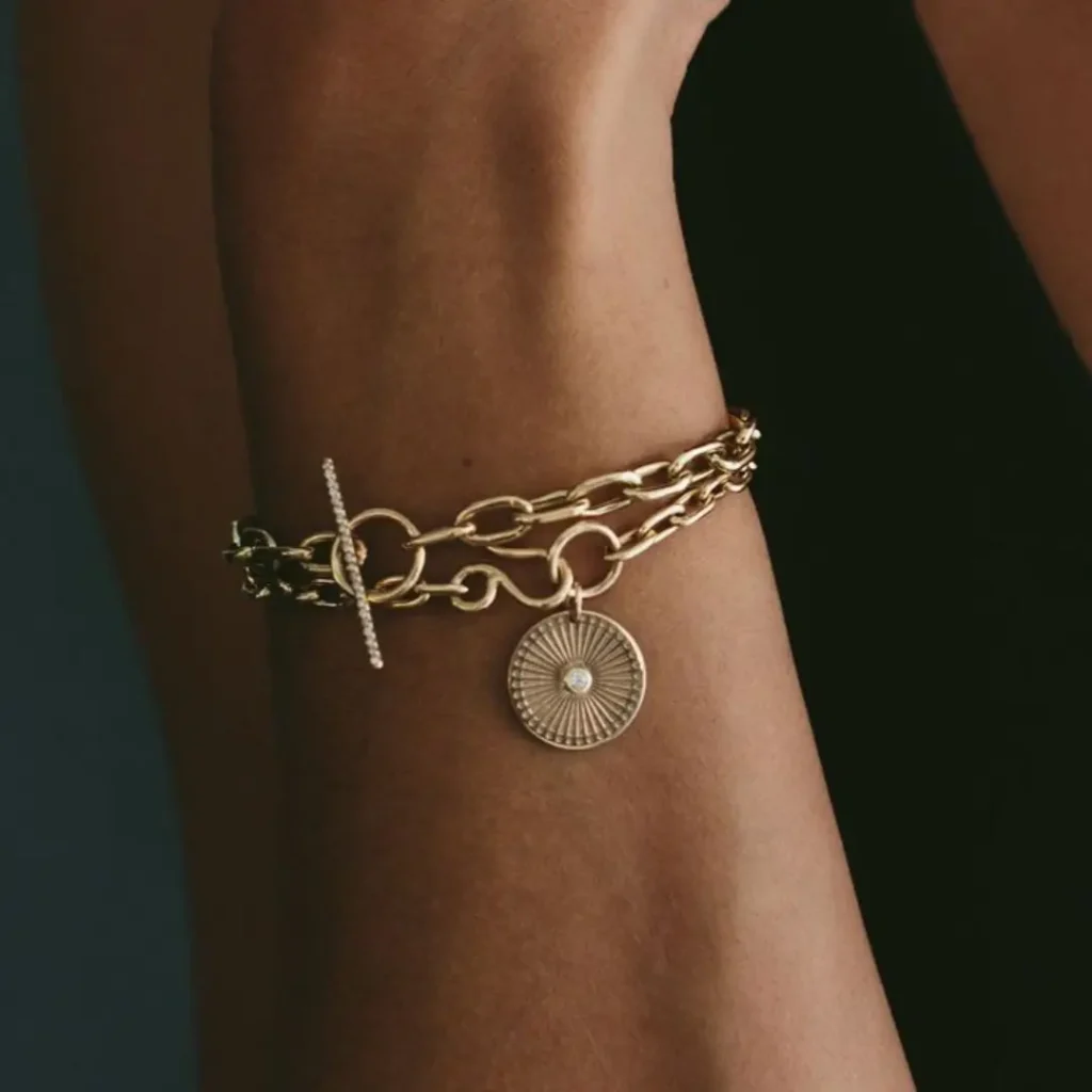 دستبند طلا دخترانه قفل تی