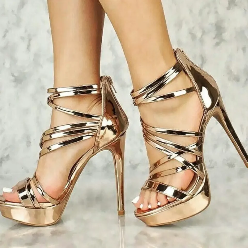 کفش پاشنه بلند طلایی دخترانه