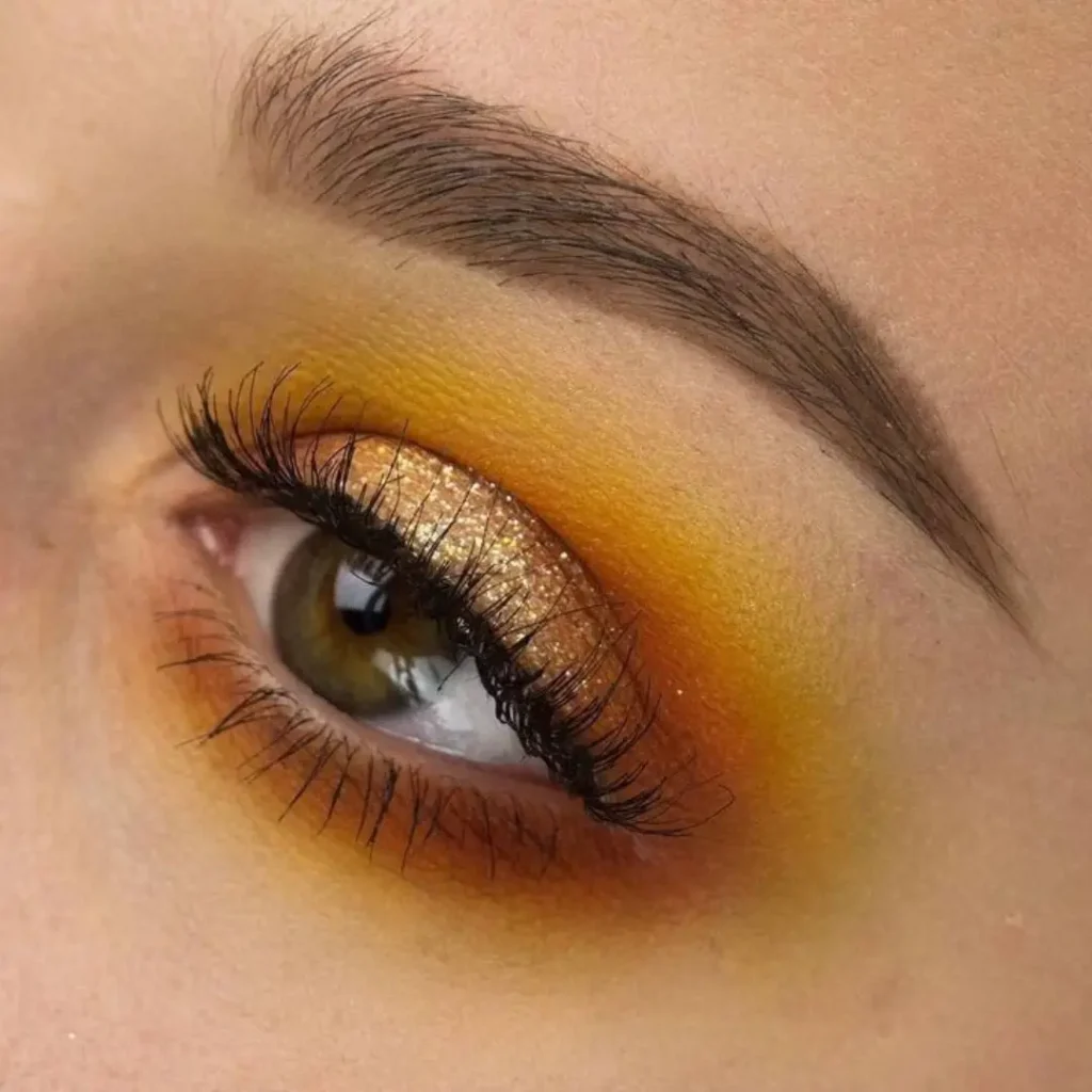 سایه چشم زرد و نارنجی