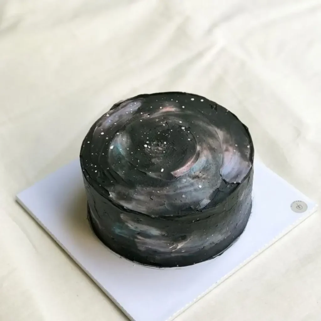کیک تولد مدل کهکشانی