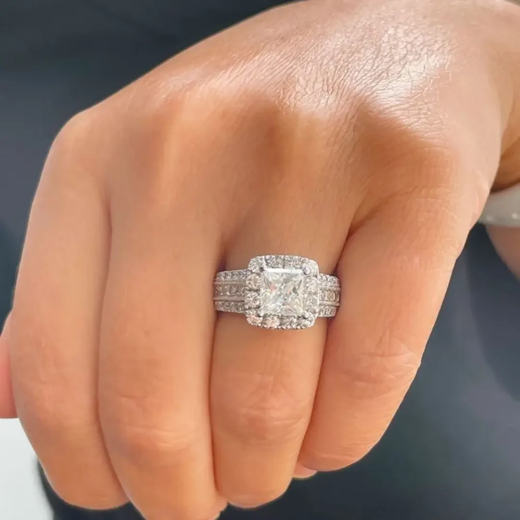 انگشتر الماس نامزدی