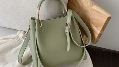 کیف به رنگ سبز پسته ای